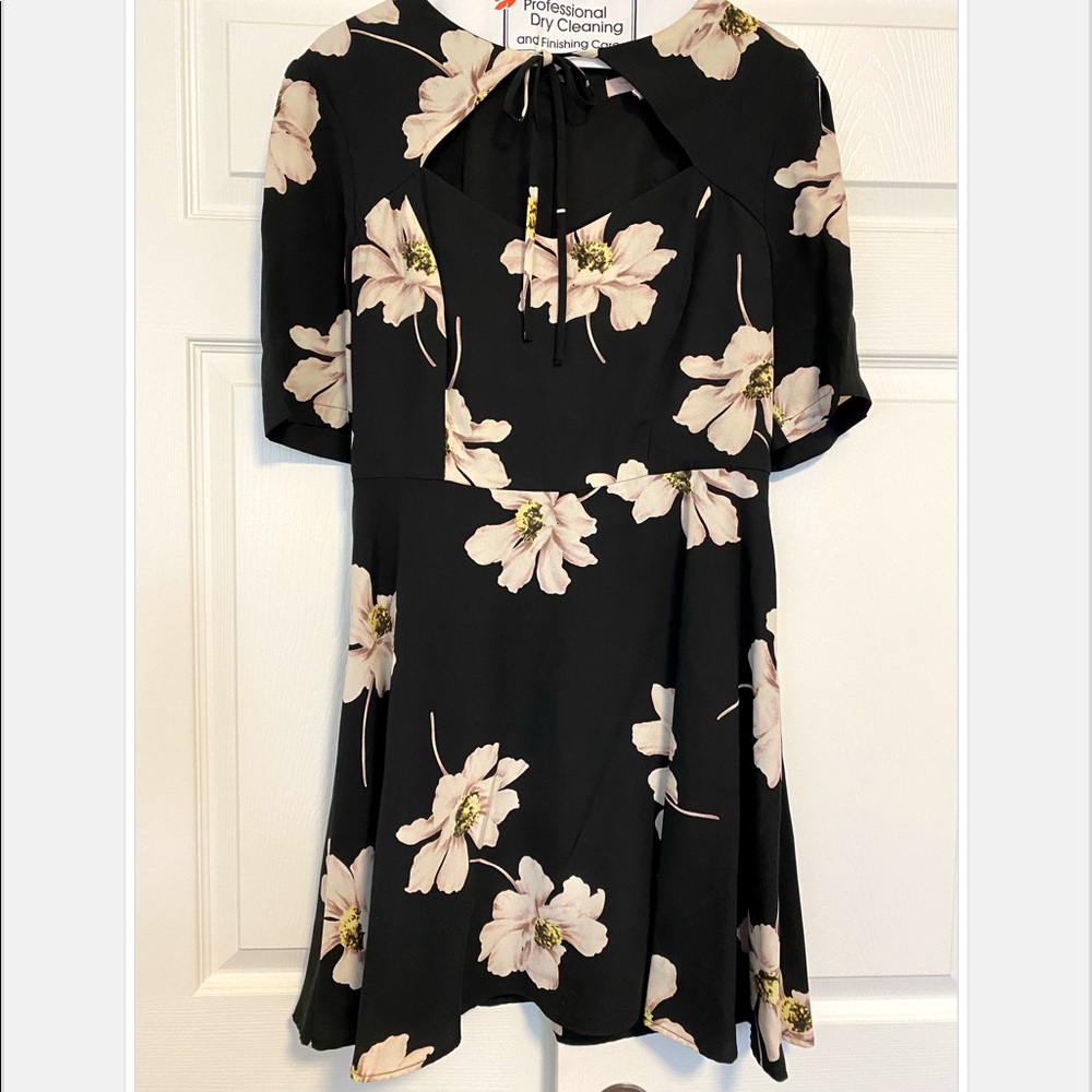 Forever 21 Fit & Flare dress tie front black XL